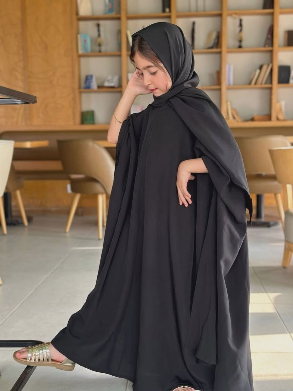الاستفسار والحجز فقط واتساب+9647775744834
عباء + شال بناتي 
قماش مدينة ايبك
قياسات من 6 سنوات الى 16 سنه 
السعر 37


**إذا كنت صاحب هذا الإعلان وتريد حذفه لأي سبب، رجاءا أرسل رسالة إلى الدعم الفني**