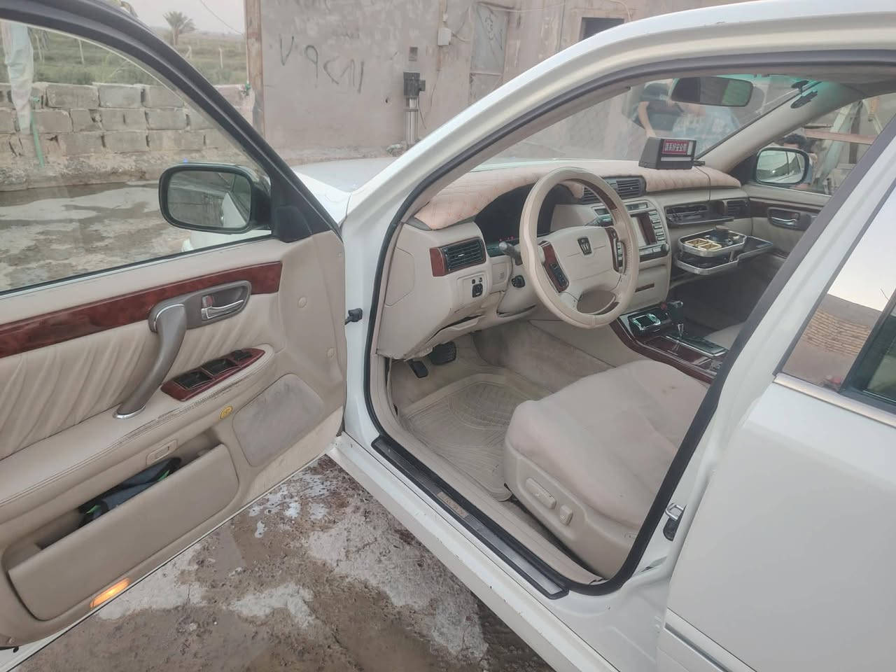 سلام عليكم
للبيع ملكه موديل 2003  اصل
سياره كرستال اصل
تلث دكم
ديفور جبير
تحكم ستيرن
مري شفط
فتحه
دبل شاشه
كشنات جلد
سياره جاهزه تخم تاير جديد.
حداديه جديده
كفاله من ضربه وكص ونقل جثه 
رقم انكليزي بسمي مداور ثاني يوم
باقي التفاصيل لاتصال ع رقم 
***********
***********
مو شراي لاتخابر وتضل سولف.
السعر 155  وبيه مجال بسيط
