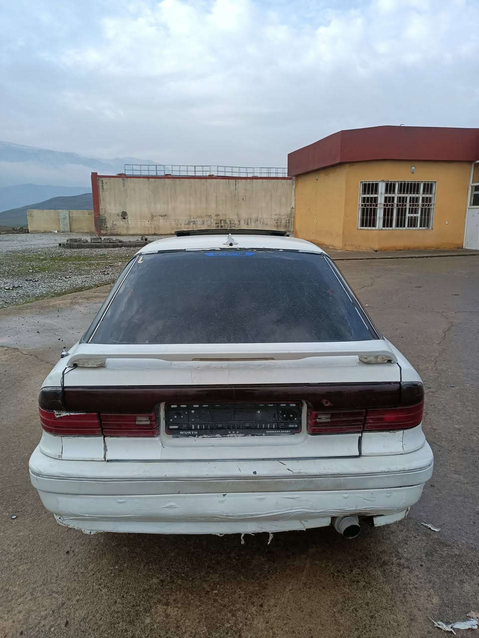 بـــــــو فروشتن ياخود گورينه وه باقيمان هه يه
گلاند موديل 1992
مكينه 63ى گێر عادى 
علوجه كةفالةتى مةدةنى دةكةم تاكو 100سالى تر
جوار تايه و ويلى لوكى له ژێره 
چرپه ى تيانيه ده حامى بو ده حامى بةشةرت
نرخى (18)گه لا له سورانم
***********فايبه ر واتساب له سه ره
