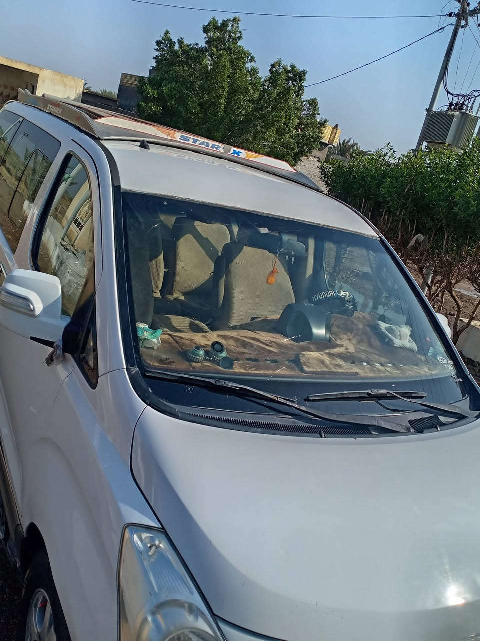 السلام عليكم
ستاركس للبيع 2014 مفتوح و محوره 12 مكفوله كفاله عامه ماعدا جاملغ امامي بارد فول مواصفات سبع الون رقم  بصره  بأسمي السعر 180 وبيه مجال خطه ناصريه نجف 

 مكاني ناصريه 

***********

***********
