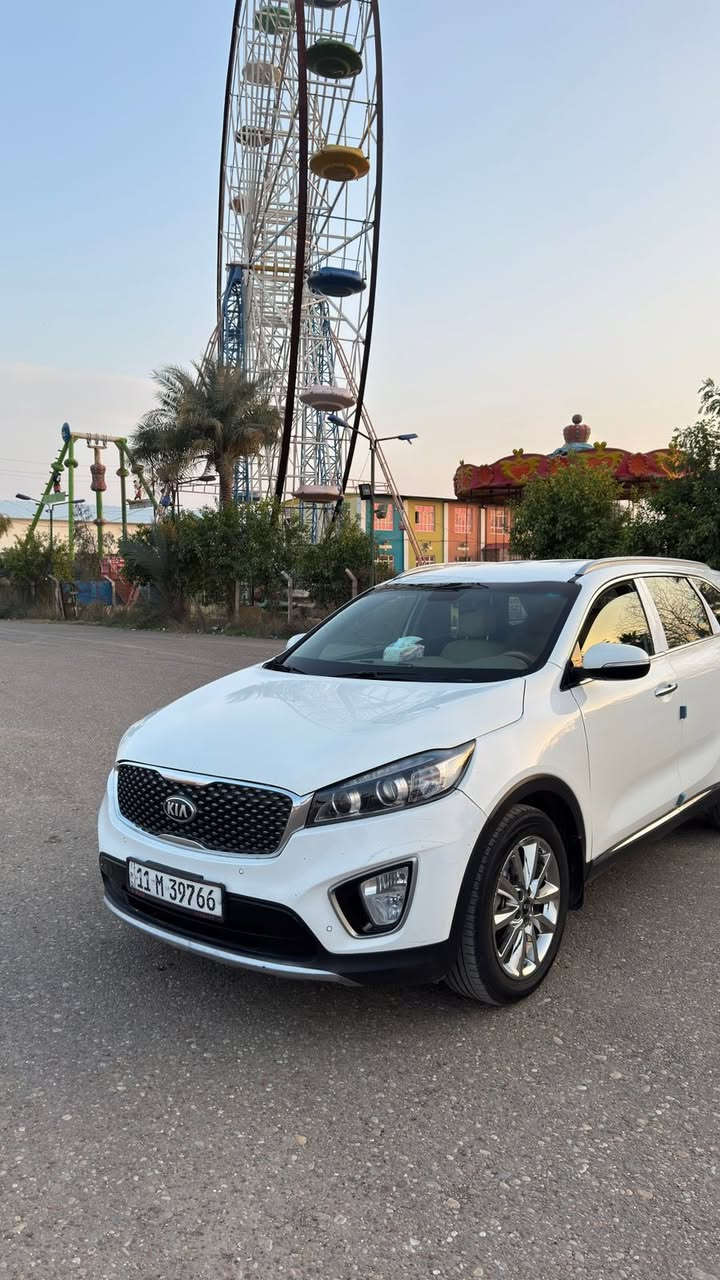 السلام عليكم سورنتو 2017
خليجي للبيع فول عدا البانوراما 

السياره صدر جديد تخم تاير جديد 

ويل حجم 19 + مبدل كير جديد 

ضرر السياره بنيد مصبوغ ونص چاملغ 

والسياره بأسمي تحويل ثاني يوم 

ماشيه 100 الف وقابل للزياده 

السعر ٢١٥ وبيها مجال. ***********
