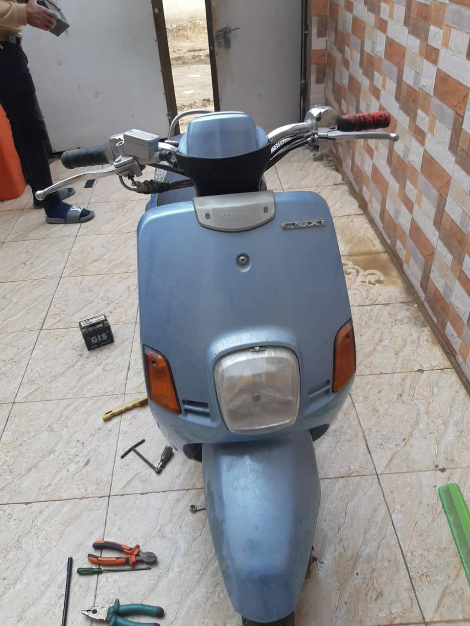 السلام عليكم
دراجه بوليسي نوزل 

ما مفتوحه 750وبيه مجال
المكان غماس
***********
