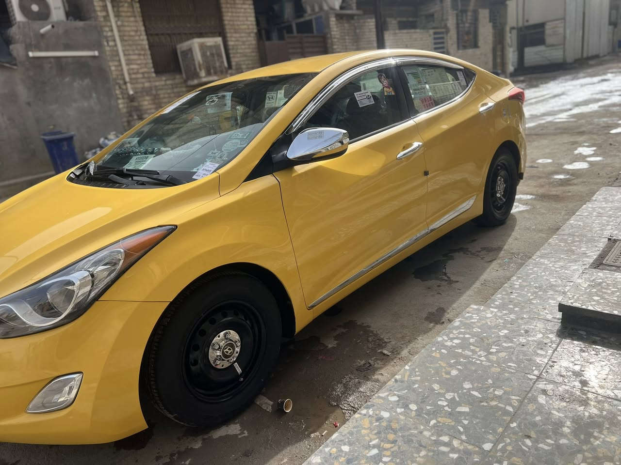 سلام عليكم النترا مضلع 2013
سيارة كلين بدون لا حادث ولاتبديل 
كفالة سيارة 
للبيع بسعر105ورقة
العنوان بغداد البلديات خلف المصرف
***********هـ مامتواجد فيس 
فقط اتصال
