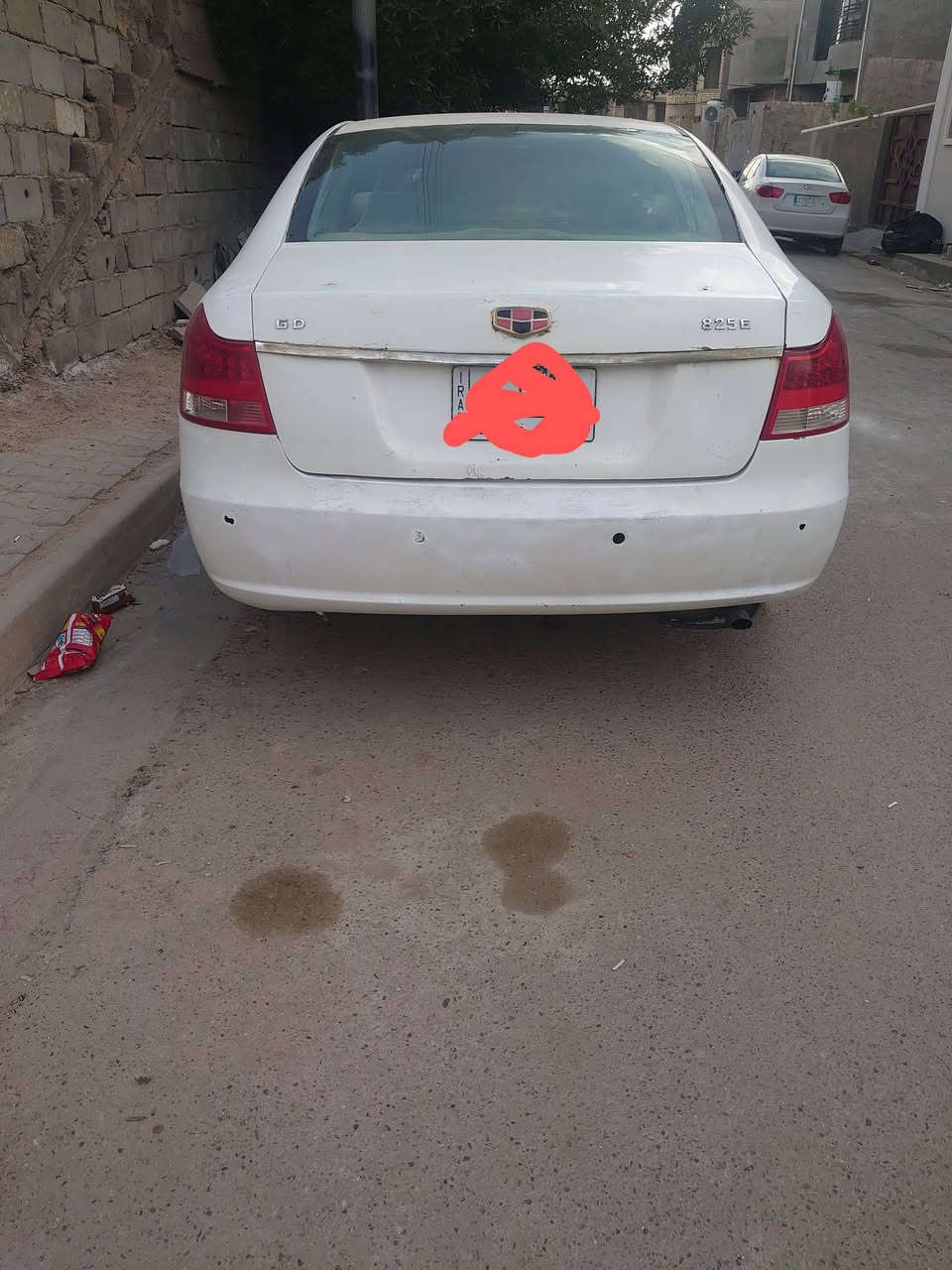 السلام عليكم أم گراند الحجم الكبير  s8///2813مكينه وكير شرط سياره بلاديه بس الجاملاقات الاماميه تعبانه وبيهه خياسات بالدوسات قليله رقم مشروع وطني رعيهه يمي جيراني محرك 2400 السعر 35او مراوس حسب القناعه ***********
