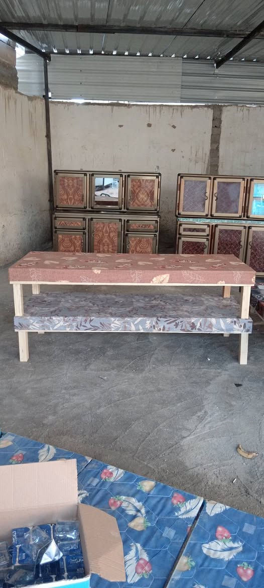 يارب يارزاق سنكي مع ملحق متر 125 سنكي متر 60 مغسله جديده 20 سنكي متر 60 جربايه خشب 40 العنوان شاميه قرب مصرف الرشيد مصطفى الكرعاوي يوجد توصيل *********** ديوانية, القادسية
