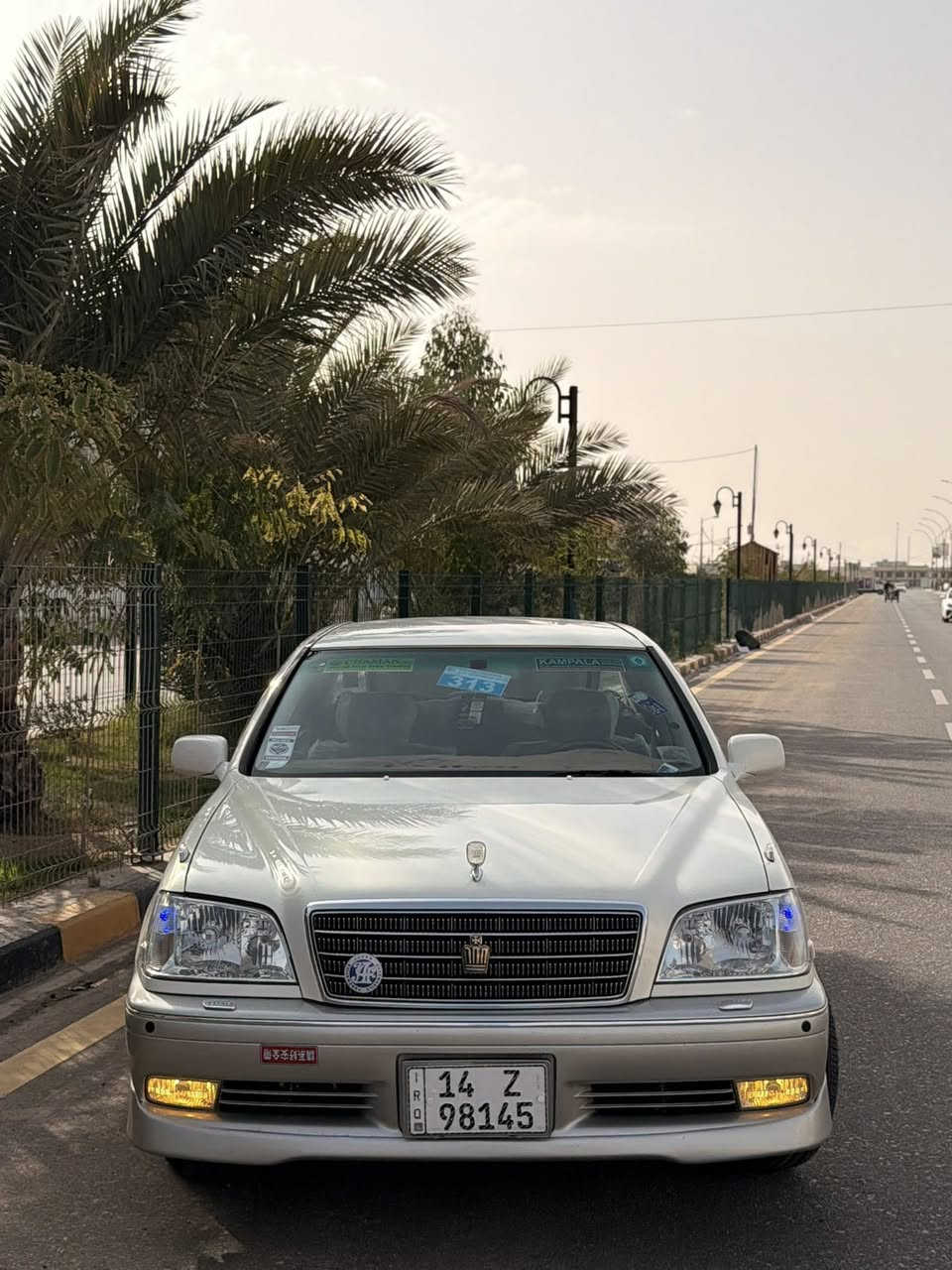 TOYOTA CROWN ROYAL SALON 👑
للبيع تويوتا كراون 2002.

اللون           ابيض محجل 😊.

❗️فقط للذواقة لليدور جديد واصولي وكفاله عامه.

رقم  بصره .   ز   تسجيل جديد قرار48 شرط المداور ثاني يوم سنويه نافذه لغاية 2027 وستوها صاعده هزه جديده شرط ثاني يوم بأسم المشتري وشرط اسجلت بفترة الشهرين مال التسجيل 48.

مكفوله كفاله عامه من كص وضربه ونقل جثه ورسميات والاصوليات والغرامات.

المواصفات 👇.

2دكم.

كرستال. 

مكينتها ديفور الزغير 

ويل نجمه ابيضّ اصلي.

كشنات كهرباء.

برده خلفيه كهرباء اصليه.

مري كهرباء+هيتر♨️.

تبريد ثلج ❄️+سبلت متحرك.

داخل بيجي مطعم بصاج.

شاشه كرستال ترحيب.

لايتات كرستال زنون اصل.

بگ لايتات كرستال لد.

شاشه تاب عارض بلوتوث.

كامره خلفيه دوار.

لحيه اماميه.

سستم نياكل متكامل.

تخم تاير +حداديه جديده اسفنجه.

غراض مال جنطه كامله.

والسياره ماعايزه برغي كامله على اخر حبايه.

والسياره بالواقع اجمل من الصور بهواي.📷

العنوان🏡ألنجف الأشرف.

السعر💵. 138  وبيها مجال قليل جداً جداً.

للأستفسار 📞📲 ***********.  ليث حازم.  

رجاءً اذا ماعجبك السعر او مو شراي اعگب المنشور او تعلق
