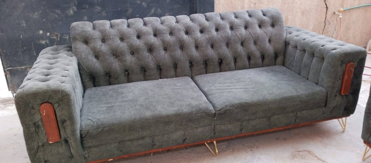 تخم 8 نفرات السعر 170 نجف *********** نجف اكو توصيل بلكروه نجف *********** نجف اكو توصيل بلكروه نجف *********** نجف
