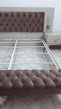 السعر 200 قفل    تنباع كل قطعه وحد   اي استفسار وتساب  ***********
