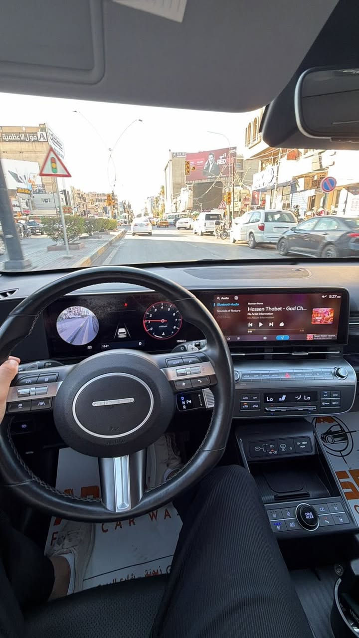السلام عليكم
هونداي كونا 2024 للبيع
فول مواصفات لمتد السياره
السياره ماشيه 15 مايل
حادثه بنيد صبغ وجاملغ بارد فقط
بدون دواخل بدون ايرباك 
مكينه 1600 تيربو 
سياره كلش جديده ونضيفه
السعرررر....176$ وبيهه مجال
مكاني بغداد الاعظميه 
***********
