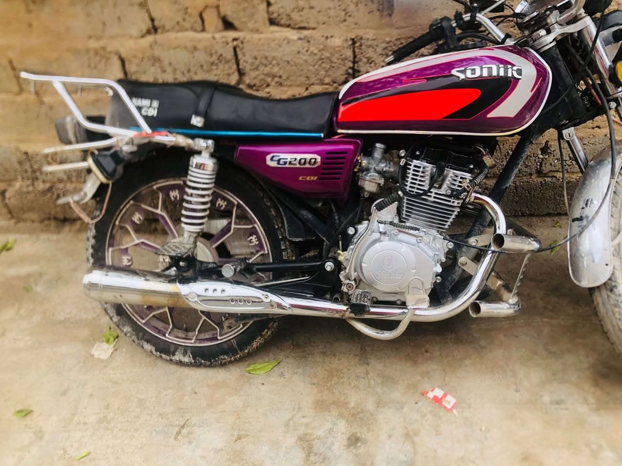 السلام عليكم.                                                                دراجة للبيع الموديل 2024 الدراجة جديدة مال جني 
ابو الختم والمحرك 200 C  والتشغيل بصمة وسويج والدشبول شاشا اللكتروني
واوراق كاملة 
والسعر 600 وبي مجال قليل 
العنوان صلاح الدين الضلوعية 
باقي التفاصيل عل رقم             
 ‭0780 641 3886‬

شباب مكلف بالنشر
