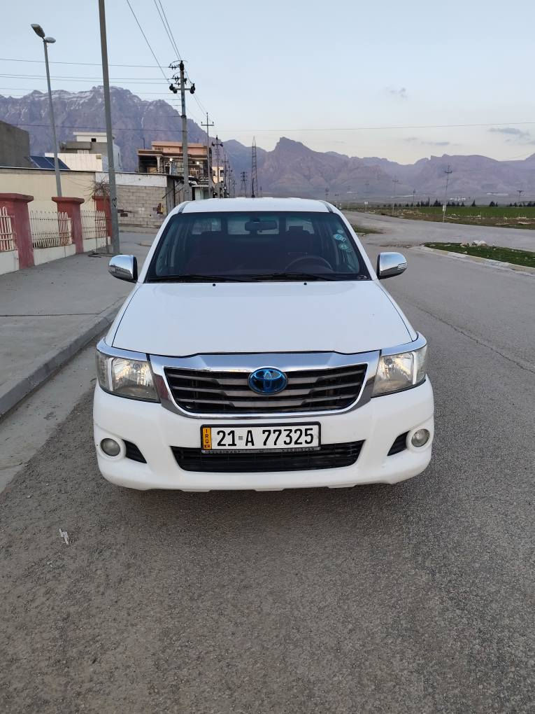 تویئتا بیکاب مە رزییە 2012
سە یارە کە بئبۆیاغە یەک دو وردە ساردی هه یە مەکینەی کراوەتەوە بئ عەیبە سە نەوی تازە تەواو بوە زۆر تندو تۆلە هیج مە سرە فی نییە مالی دۆستە 
سعری 166گەڵاو تئزئک مە جال ژم ***********
*********** السليمانية, العراق
