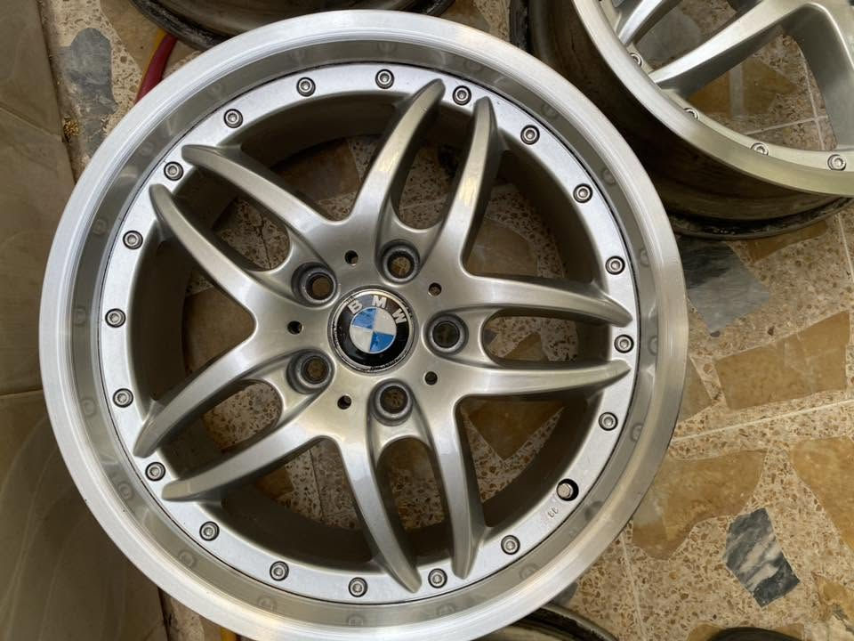 السلام عليكم ويل كب حجم 17 Bmw اصلي
بدون كسر او فطر او تصليح

***********
