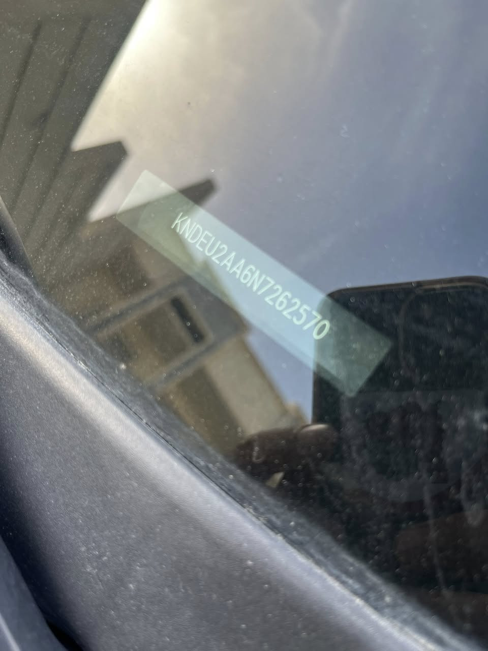 السلام عليكم 
كيا سلتوز 2022 ماشيه 50 الف 
محرك 200 وارد امريكي حادث جاملغ خلفي بارد الجهتين 
سيارة مواصفات S رقم بغداد  
مكان بغداد بحي الجامعة سعر 175 $ السيارة كفاله من كلشي
***********
