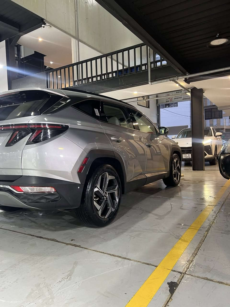 Hyundai Tucson for sale

موديل2024

بانزين

 لمتد vip فول الفول أمريكي

لون السيارة سلفر فضي 

دخول جديد مرقمة بغداد 

المواصفات LIMITED VIP

1- بصمة تشغيل 

2- بصمة أبواب لمس دخول ذكي 

3- بنوراما على طول السيارة 

4- صندوق كهرباء شفط 

5- كامرات 360 درجة 

( جانبية - أمامية - خلفية ) 

6- كامرات مع الأشارة 

7- السيارة تتقدم وترجع بالبصمة 

8- تبريد تدفئة كشنات أمامية 

9-داخل و كشنات جلد لون أسود ملكي 

10- كشنات كهرباء 

11- أضواء محيطية  

12- كشنات خلفية هيتر 

13- مرايات تعتيم ذاتي 

14- أبل كار بلي 

15- أندرويد أوتو 

16- شاشة دجيتل 3 أشكال للقيادة 

17- أشاير ترحيب 

18- أضواء أمامية LED زنون 

19- أضواء خلفية LED

20- هوك خلفي 

21- فول أوامر صوتية 

22- جامات أوتو 

23- قطعتين تبريد 

24- أشارات بالمري

25- گير دگم 

26- شفتات ستيرن 

27- تحكمات ستيرن 

28- تدفئة ستيرن

29- محرك 2500المرغوب 

30- هاند بريك بصمة 

31- شحن واير ليس 

32- منافذ شحن 

33- أوتو هولد 

34- تشغيل عن بعد 

35- السيارة أوتو بارك 

36- حساسات  أمامية 

37- حساسات خلفية 

38- گير AT المرغوب 

39- رادار أمامي رادار خلفي رادار جانبي 

40- نقطة عمياء 

وبعد بيها هوآآي مواصفات 

ممشى السيارة (38الف كيلو) 

السيارة بدون قطرت صبغ بيها بارد موضح بالصور ملاحضه السياره بتقرير مكتوب بيها مي بس السياره ولا قطره مي طابلها الباتري بعده مالتها  وتديها تفحص وين ميعجبك اي قطعه كهربائيه ممبدله بيها 

مكان السيارة بغداد حي العامل 

السعر215$$وبيها مجال 

رقم الهاتف***********
