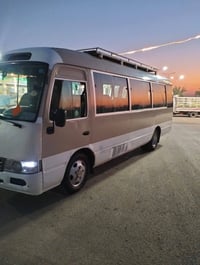 كوستر • بنزين • ٢٠٠١