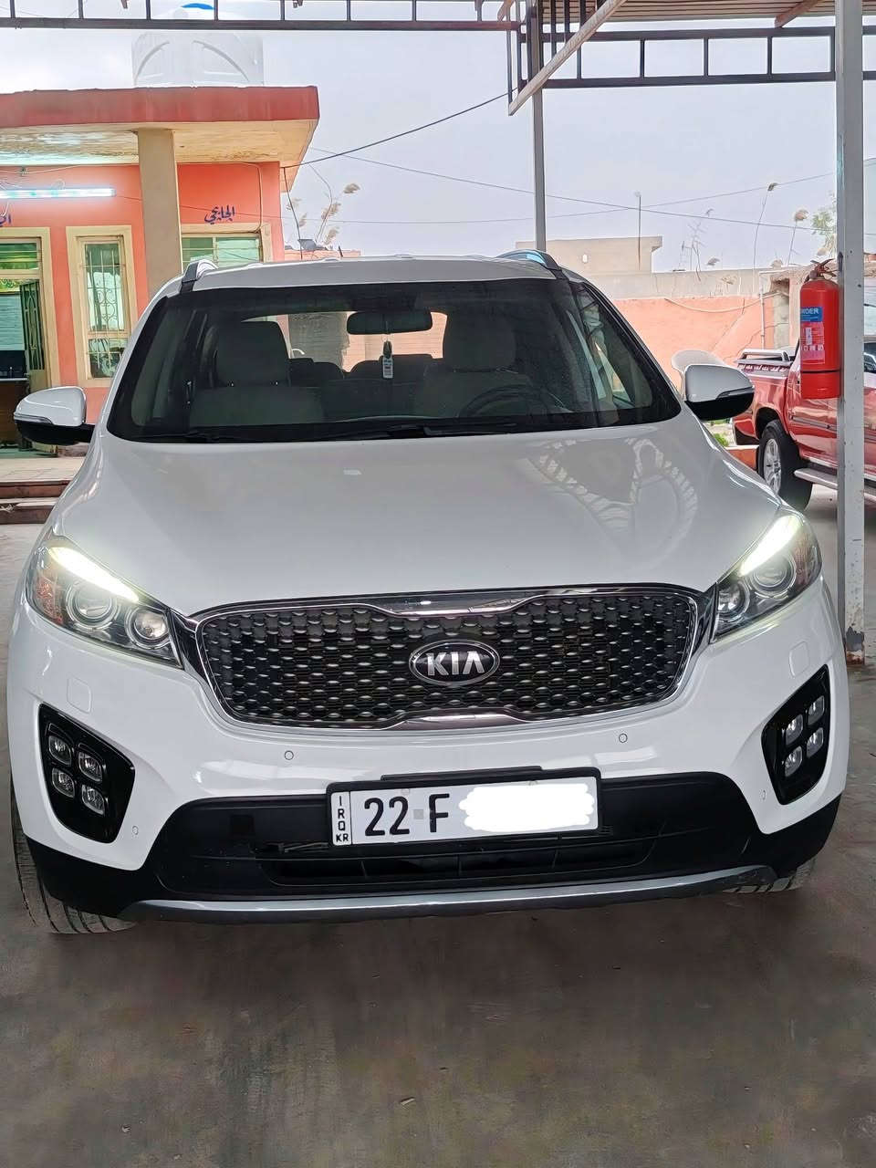 سلام عليكم سيارة كيا سورينتو موديل 2018 خليجي مكينه V6 
ماشيه 130ـــ مكينه مامفتوح مواصفات بصمه+صندوق شفط+بردات بلادي+مرايات شفط+ويل اكروم+ثلاث مقاعد تبريد+كامره+شاشه لمس+تحكمات ستيرن+مثبت سرعة
ضرر بدون صبغ مكانين تعديل بارد صغير
مراوسه حسب القناعة
عنوان طريق اربيل موصل ناحية برطلة
للاستفسار ***********/***********
السعر 235 $$ وبي مجال
