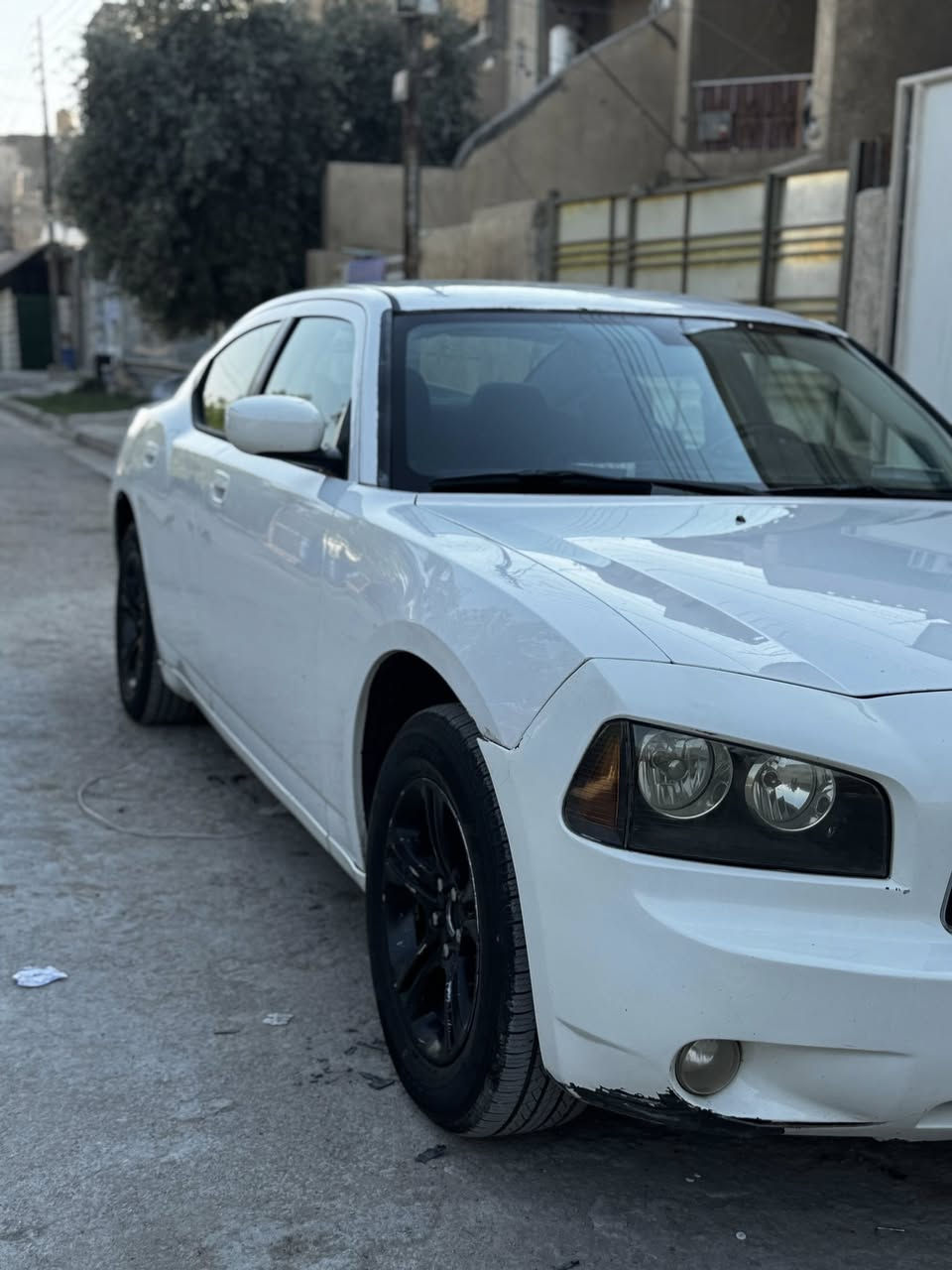 السلام عليكم
جارجر ٢٠١٠ رقم اربيل جديد هزه وسنوية بسمي مكينه ٣٥٠٠ سياره بدون ارباك ولا تبديل فقط صبغ والسونار مرفق حداديه قبل سبوع امامي خلفي وتخم تاير جديد ما ناقصها شي جاهزه من كل النواحي السعر ١١٠$ وبيها مجال بسيط مكان السياره بغداد المشتل حي  المعلمين ***********
