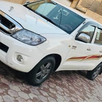 تويوتا هايلوكس • ٢٠١٠ • فول اوتوماتيك