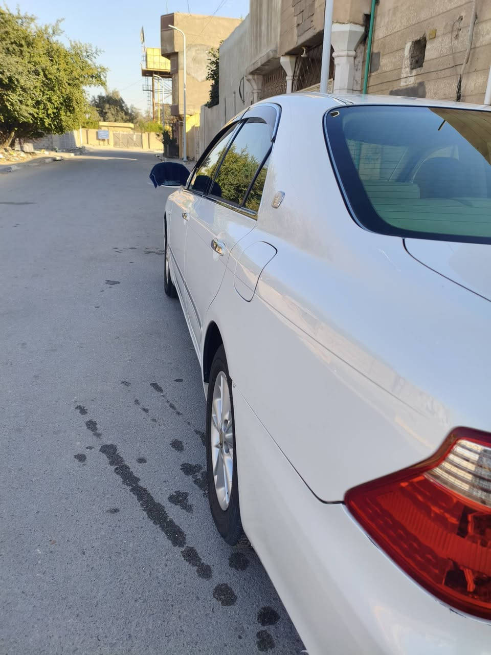 سلام عليكم شاهينه للبيع مديل سيارا2006
مال مزاد جديده رقم نكليزي بصره سيارا  بل كارتون 
لون ابيض 
دكمتين
شاصي 80
مرايات كهرباء 
مكان سيارا البصره زبير 
سيارا كفاله 
رقم الهاتف ***********
