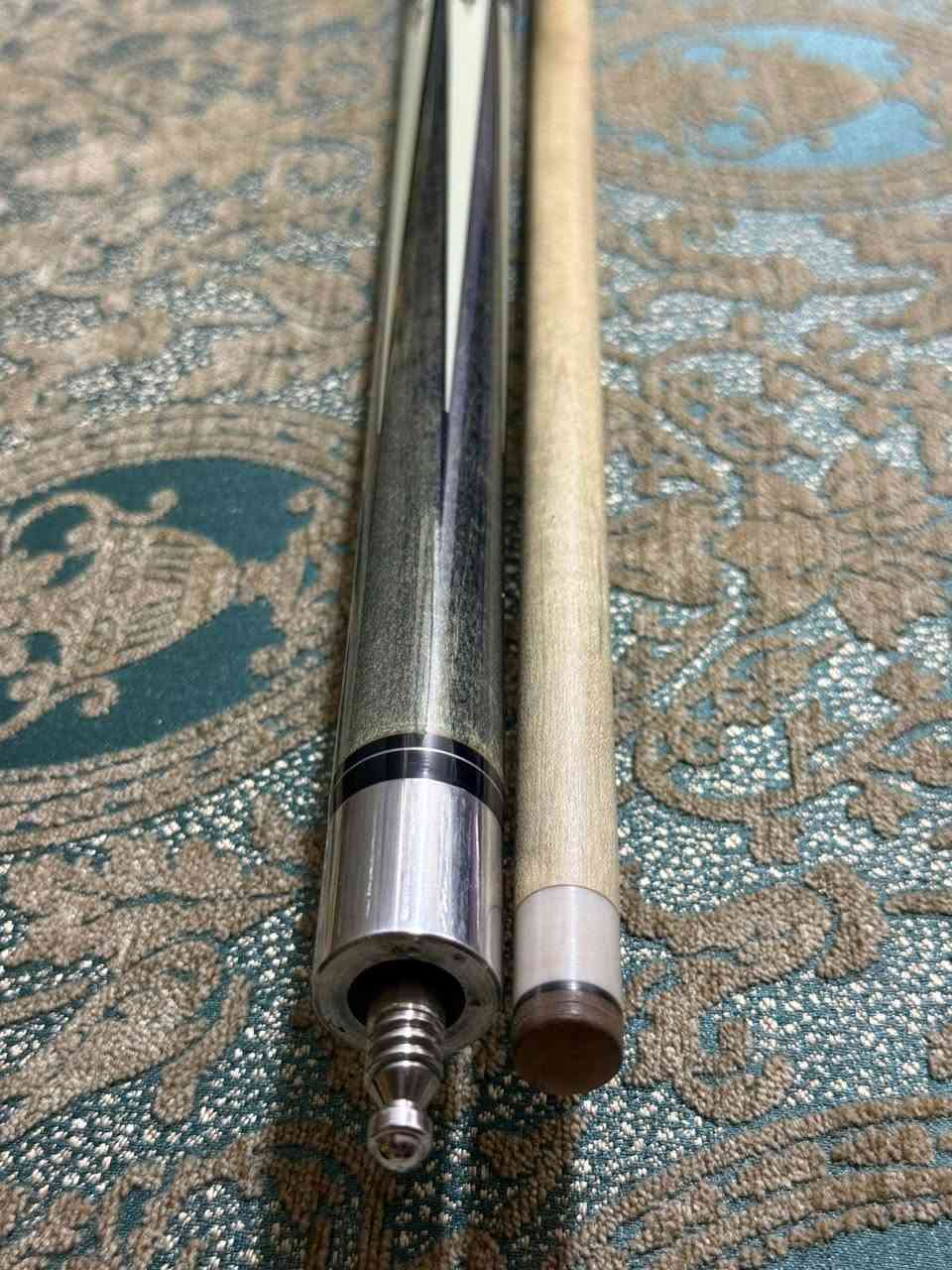 السلام عليكم 
كيوب فيوري كوبا اصلي نضيف جداً 
شادلة تب كامواي ياباني اصلي
الكيوب عدل موس عل فحص
السعر 160 الف
مكاني بغداد / كرادة
***********
