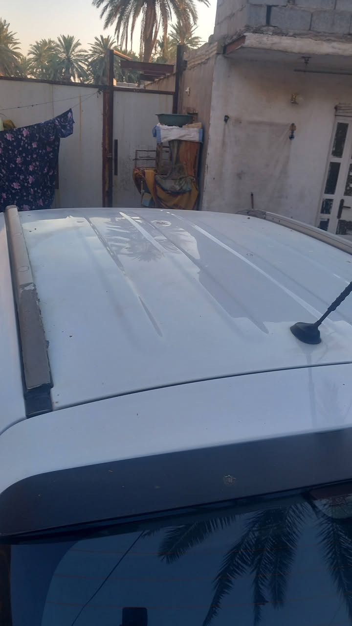 سبورتج ٢٠١٢ خليجي بسمي رقم بغداد جديد
المكان الغزالية شارع الضغط  السعر ١٤٠ وبيهه مجال ***********
