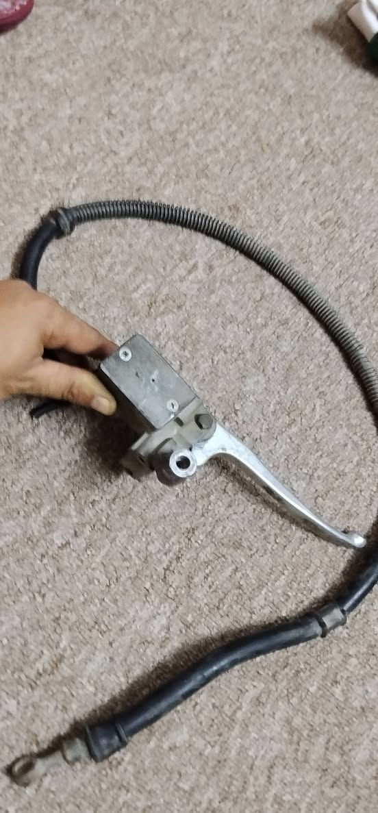 غراض دراجه  ابريس
ويل خلفي نظيف 
اكسن كامل هوه وملحقاته 
يده ابريك امامي اصليه 
هندر. اصلي.


**إذا كنت صاحب هذا الإعلان وتريد حذفه لأي سبب، رجاءا أرسل رسالة إلى الدعم الفني**