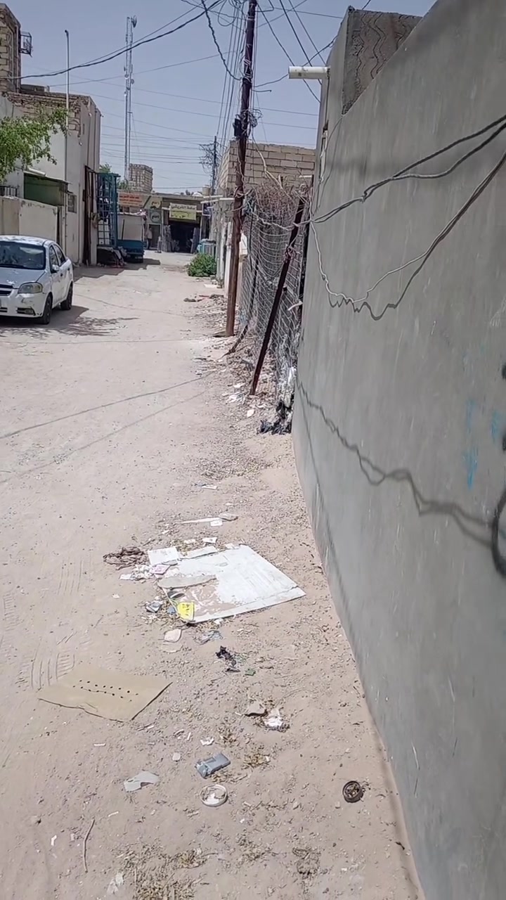 دار ايجار 100متر النجف شارع الحوزه بناء جديد بدل اجار 250الف دينار عرف ومطبخ وستقبال وساحه داخل ادار للستفسار على الىرقم الموجود في الاعلان***********
