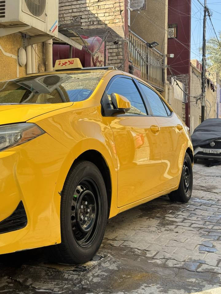 السلام عليكم 
كورلا للبيع ١٩  حادث بنيد او جاملغ بس 
منظومه غاز رقم الإنكليزي ماشيه ١٢٠  
داخلهة جلد اسلايت le السعر ١٤٥ 
*********** واتساب بغداد
