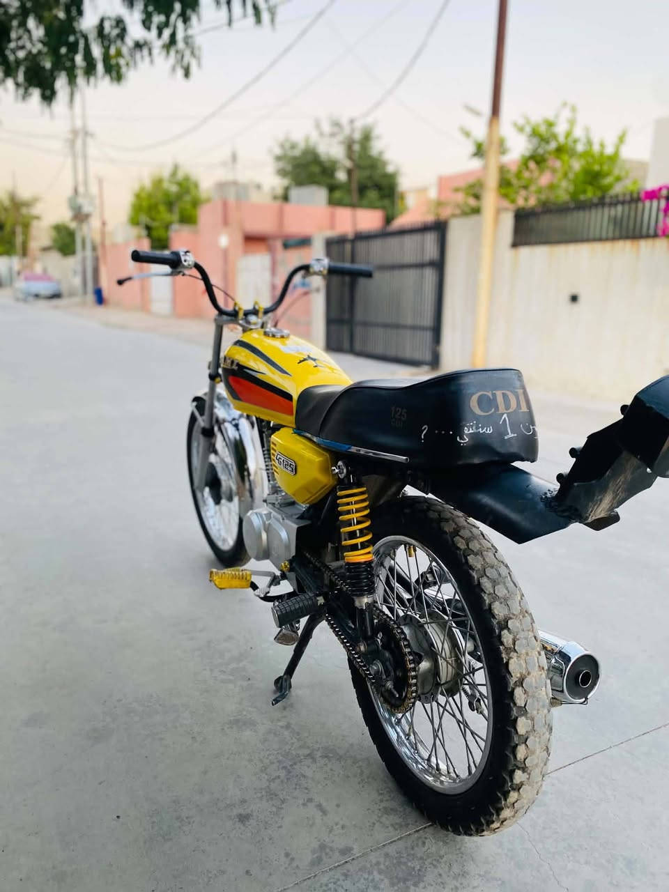 سلام عليكم عندي هاي الرياضيه للبيع موديل ٢٥ الدراجه حلوه مرتبه سعره ٤٢٠ وبيه مجال رقمي ***********
