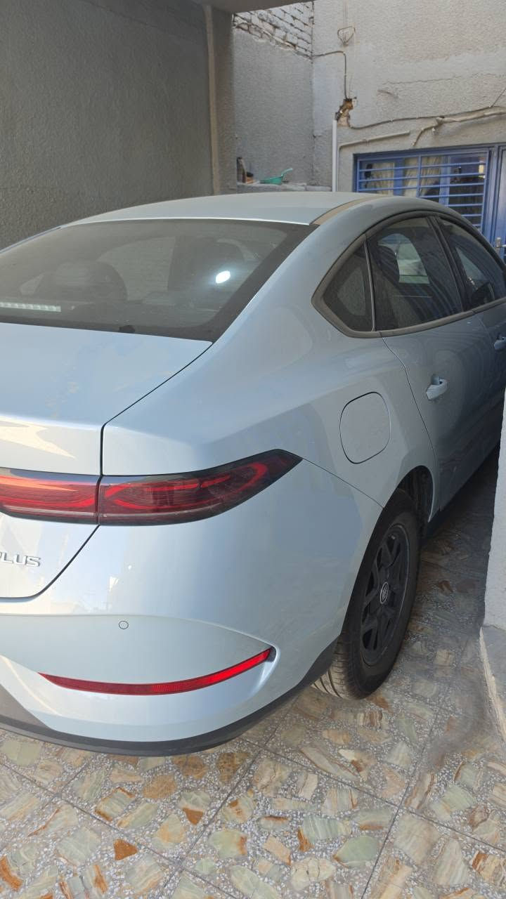 السلام عليكم byd لون سمائي مميز رقم اربيل ماشية 13 الف 
للبيع مكفولة كفالة عامة وملحقاتها البصمة الكارت وشاحنه وارضيات حوضيه غلاف دشبول غلاف حصان الكير لزكات شاشه  جهازه اخت الزيرو 
***********

بغداد الزعفرانيه بغداد, العراق
