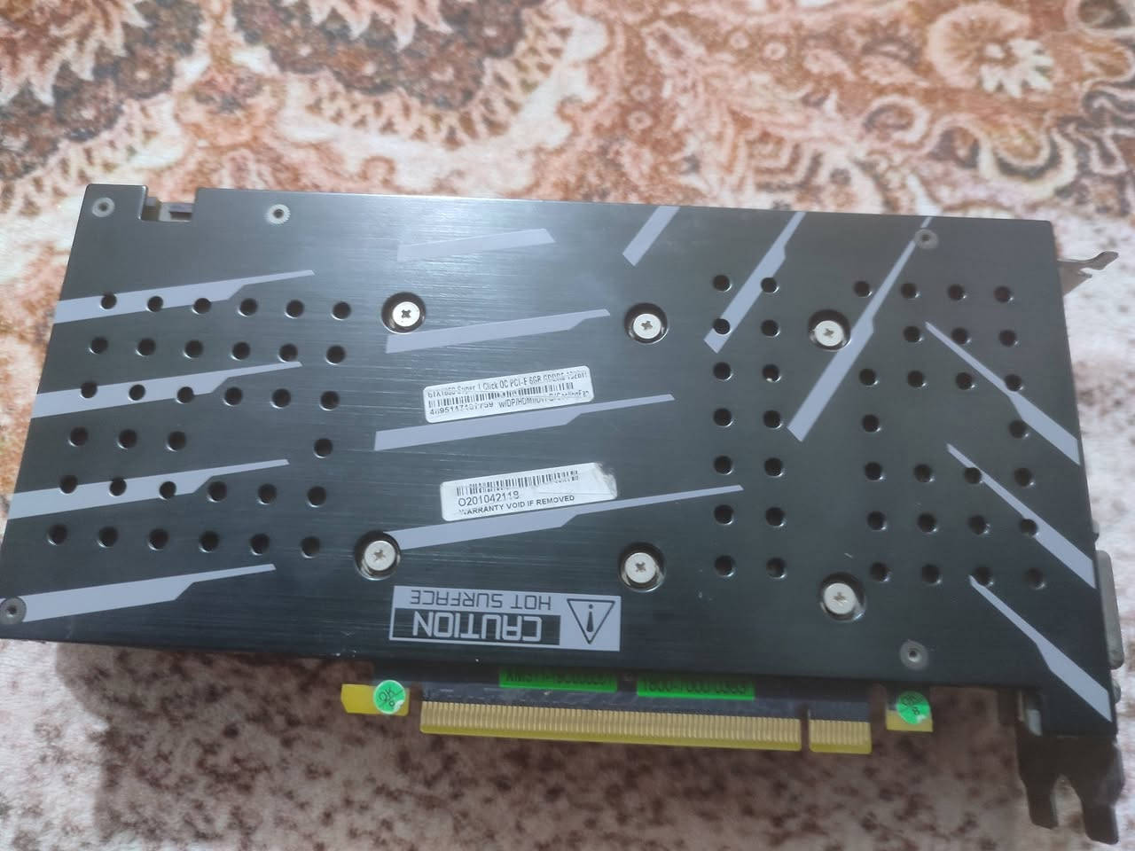 للبيع اعذروني شباب توصيل ماكو  ***********
R5 3600x 
B450 TOMAHAWK MAX 
G.SKIL 8+8 = 16 3600 mhz
SSD M.2  256 NVME 
سعر 250 قفل 

GTX 1660 SOUBR 6 G  كرت 

130 قفل

600  wat Red dragon بور 

40  قفل
