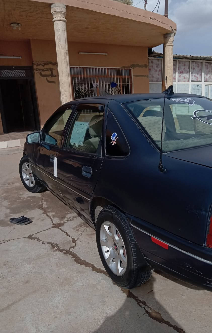 السلام عليكم اخوان البيع فكتره رقم نينوى مصطره بسمي مكينه ١٦ قايش عريض المرقوب كابون بانزين اكتروني  طخم تاير جديد سياره جاهز ماناقصه اي شي كير عادي شاشه بيها كامله السياره مرتبه ومال جناي الشراي يتصل***********
