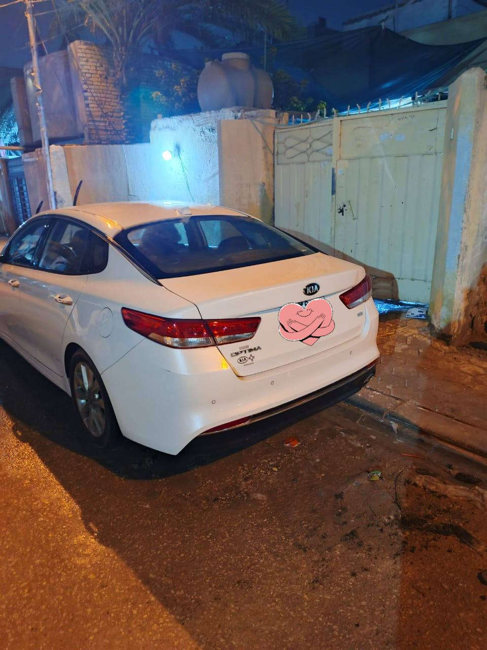 سلام عليكم
كيا ابتيما موديل EX 2018 أمريكي حادثها تبديل جاملغ جهة السايق وتصليح ربع من البنيد حادثها بالمنشور وباقي مكفول السياره فووول بصمه عدا الفتحه محرك 2400 لايت زنون لدات حساسات اشاري مري تخَم تايرات حداديه وكهربائيات سياره خير من الله كلشي ما عايزه ماشيه 100 الف رقم أربيل سنويه ساقطه سعرها 135 وبيها مجال مكاني النجف 
مراسله او اتصال ***********
