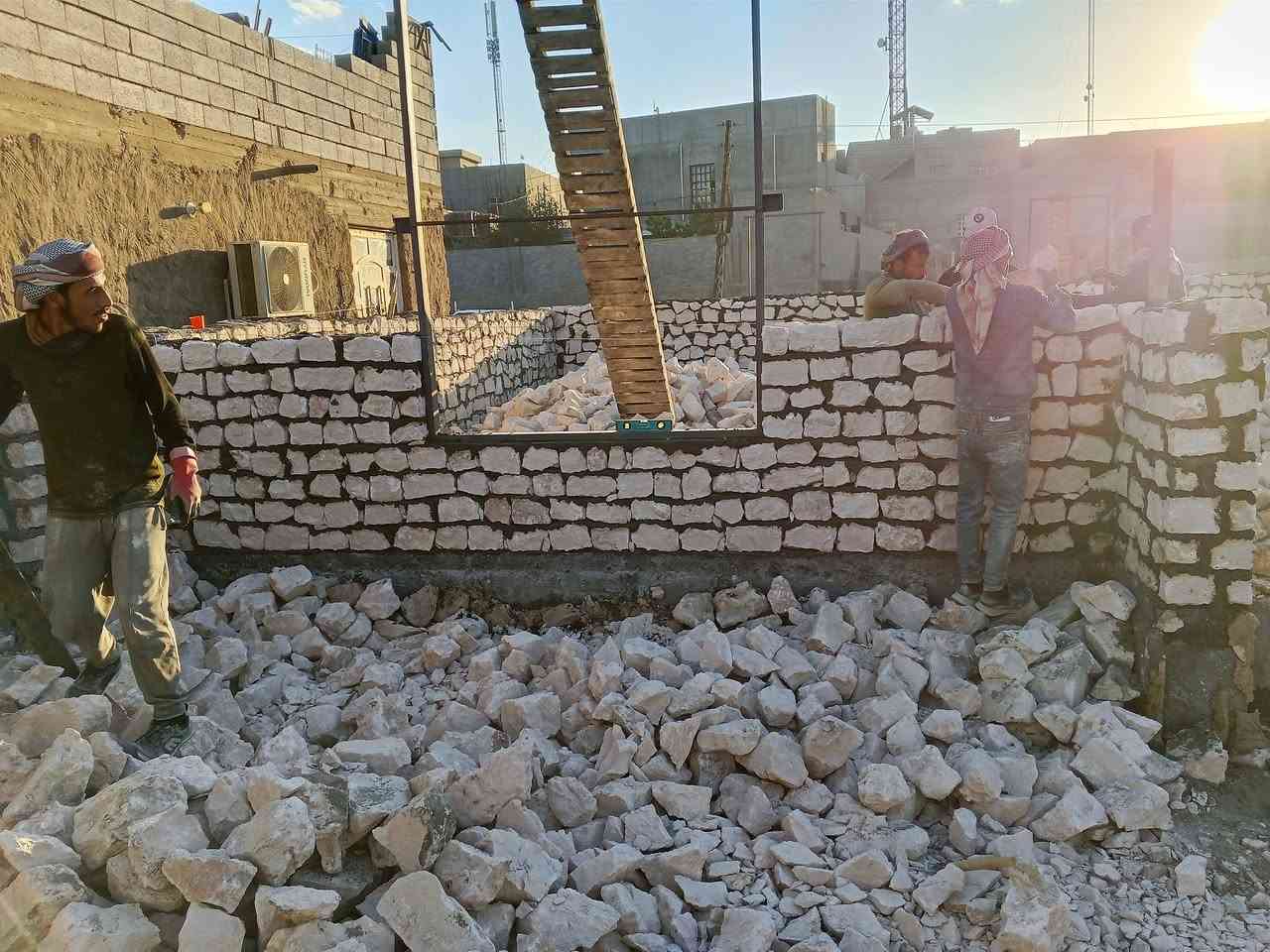 يا الله بسم الله إخوان الي ريد بنه هاذه شقلنه احنه 3 خلف شقل حلو ومرتب هاذه رقمي وبي  واتساب ***********
