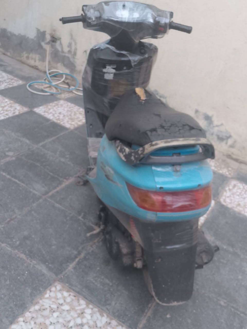 السلام عليكم دراجه فراشه للبيع نضيف مكينه خير من الله الكهربائية كامله سلف هندر ليت عليه ناصي الدراجه الكهربائيه كامله الدراجه كلشي ما بيها نقط تأخذها تترحم الولدي السعر 300وبيها مجال رقم الهاتف *********** المكان الحله جمعية قرب حديقه الحيوانات
