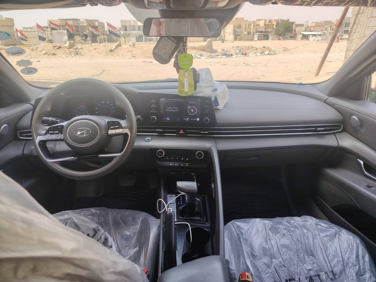 نترا  2022
باسمي + مداور 
السياره جديده جداا جداا واحلى من الصور 
ضررها بسيط (  بنيد +دور جاملغ خلفي   )
مواصفات السياره  👌👇
بصمه تشغيل - وبصمه ابواب 
تشغيل عــن بعــد 
شاشه  + كامره دواره 
رادار امامي اوتو بريك 
رادار جانبيه 
نضام تحديد مسار للسياقه الالكترونيه
اضاءه ترحيب 
تحكم استيرن كل الجهات 
بلوتوث + اواكس + واي فاي   
قياده ذاتيه + تحديد سرعة 
محرك 2000   
السياره جديده  اي نقص مابيها احلى من الصور وكلشي مناقصه شغل وتطلع
------------------------------------------
السعر 143وبي مجال للطيبين 
رقمي للستفسار***********
العنوان. كربلاء الأمن الداخلي
