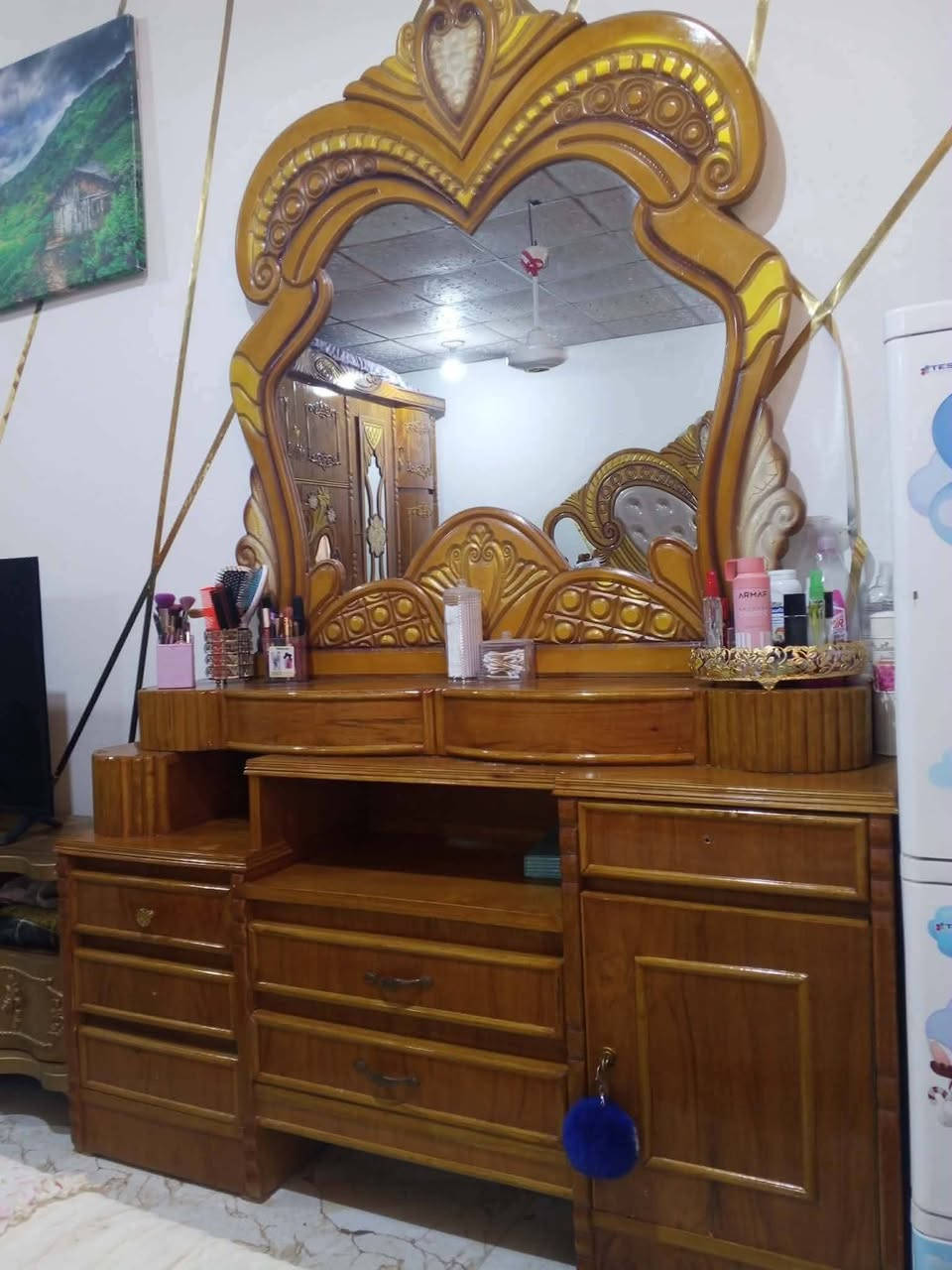 السلام عليكم غرفه للبيع ٦باب طابقين توصاه صاج داخل خارج ظهر جرجوبه صاج نظيفه جدا كامله السعر 950 الف وبيه مجال العنوان بعقوبه كاطون الرازي شارع ابو رباح قرب مرطبات لسيد مزاد ابو كرار الغريباوي *********** قرب جامع اسماء الله الحسنى
