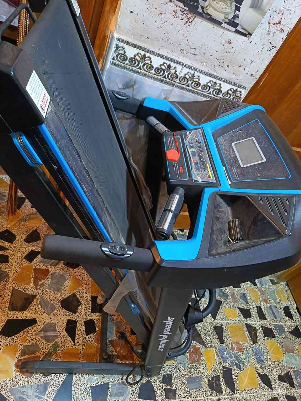 سلام عليكم جهاز جري للبيع مامستعمل قليل للتواصل خاص


**إذا كنت صاحب هذا الإعلان وتريد حذفه لأي سبب، رجاءا أرسل رسالة إلى الدعم الفني**