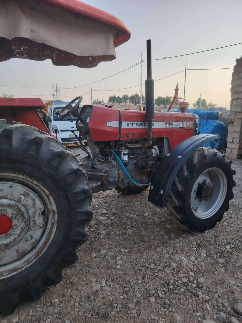 تركتر فوركس انكليزي محور للبيع
العنوان كركوك داقوق 
الرقم ***********
         ***********
