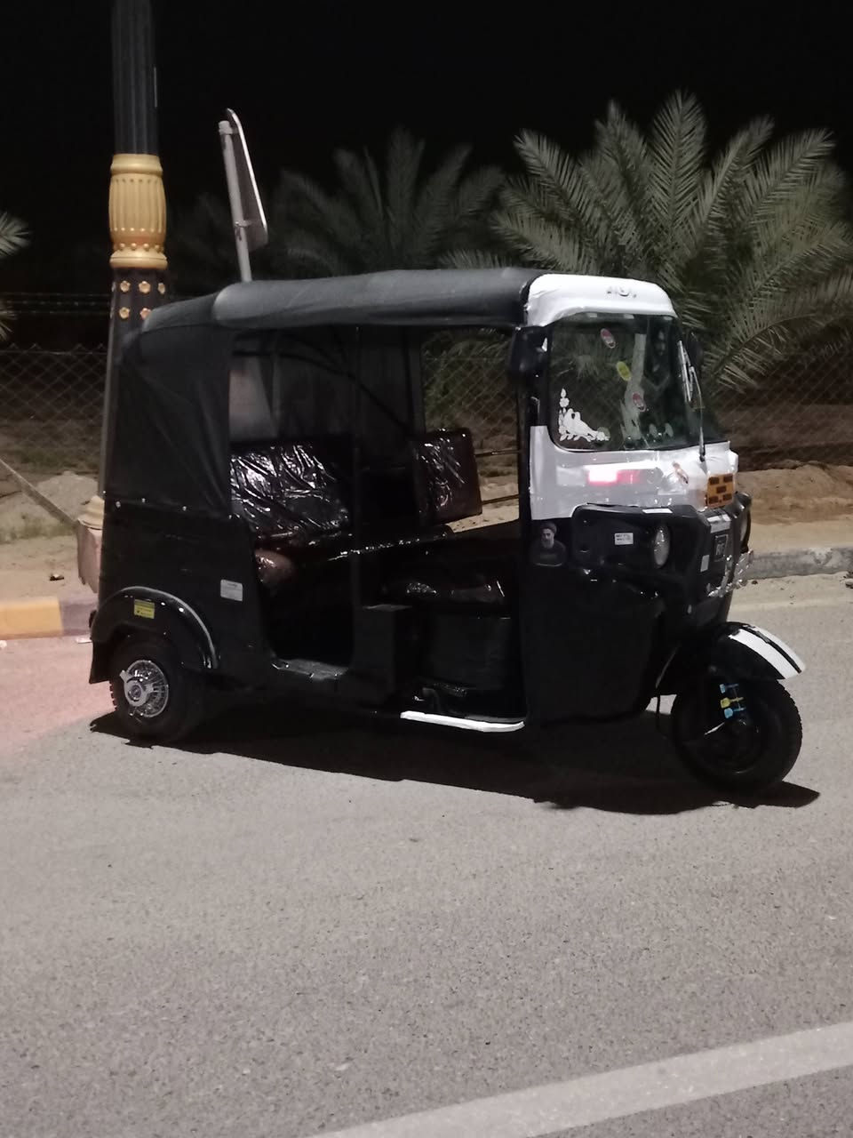 من رخصة الادمن
السلام عليكم.    تكتك 18 شهر10 اوراق  المصطفى كهربائيات كلهه جديد تخم تاير جديد جادر جديد  كماليتة كلهة جديدة التكتك حلوة ونضيفة 
شاد مكينة 20 بعدهي عسحك 
مصبوغة صبغ عام لجمالية 
السعر4100بيهه مجال شي قليل هاي مال جناي 
مكان كربلاء حي العسكري 
الاتصال بالرقم***********
