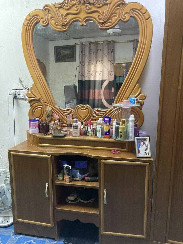 سلام عليكم غرفه للبيع جديده بيها ضرر بسيط بس هاي غرفه حلوه نضيفه سعر 650


**إذا كنت صاحب هذا الإعلان وتريد حذفه لأي سبب، رجاءا أرسل رسالة إلى الدعم الفني**