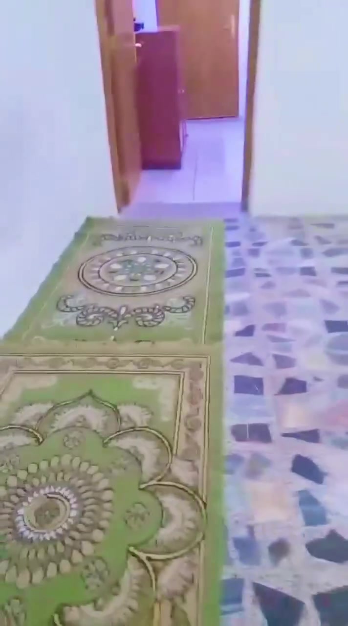 نصف قطعه للبيع مدينه الصدر شار ع الداخل قطاع 42 طابق ونص ***********
