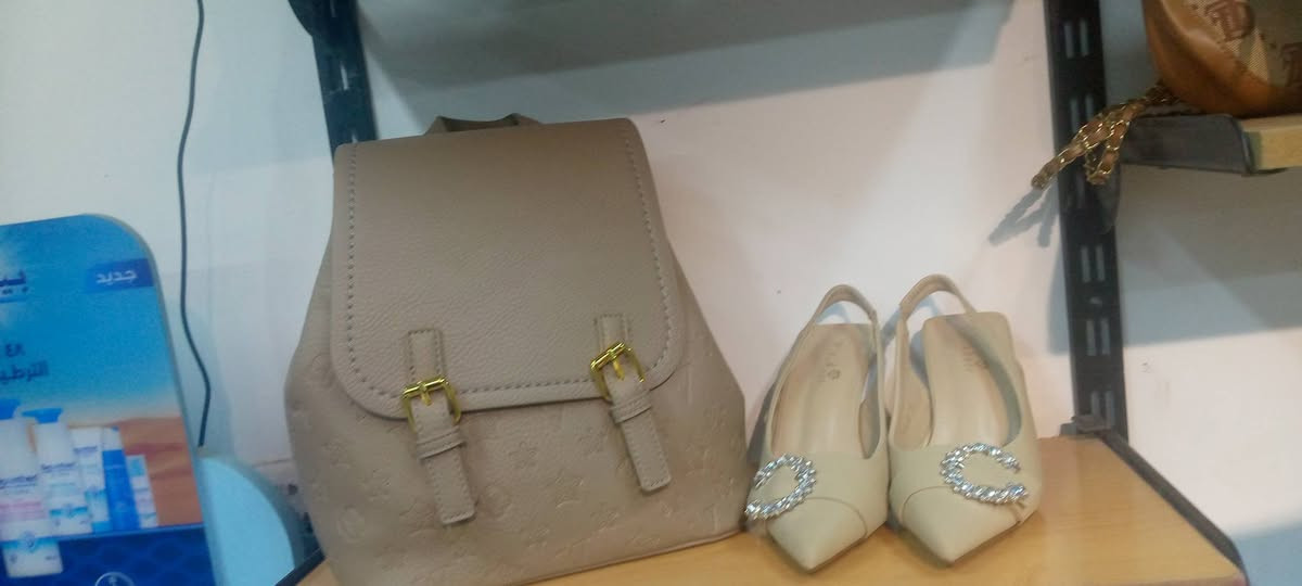 جنطة جديدة وصلت
ستايل راقي وسعر مناسب ❤️
للطلب والاستفسار مراسلتنا خاص.

شرطه الرابعه مجاور مكتبه مولي


**إذا كنت صاحب هذا الإعلان وتريد حذفه لأي سبب، رجاءا أرسل رسالة إلى الدعم الفني**