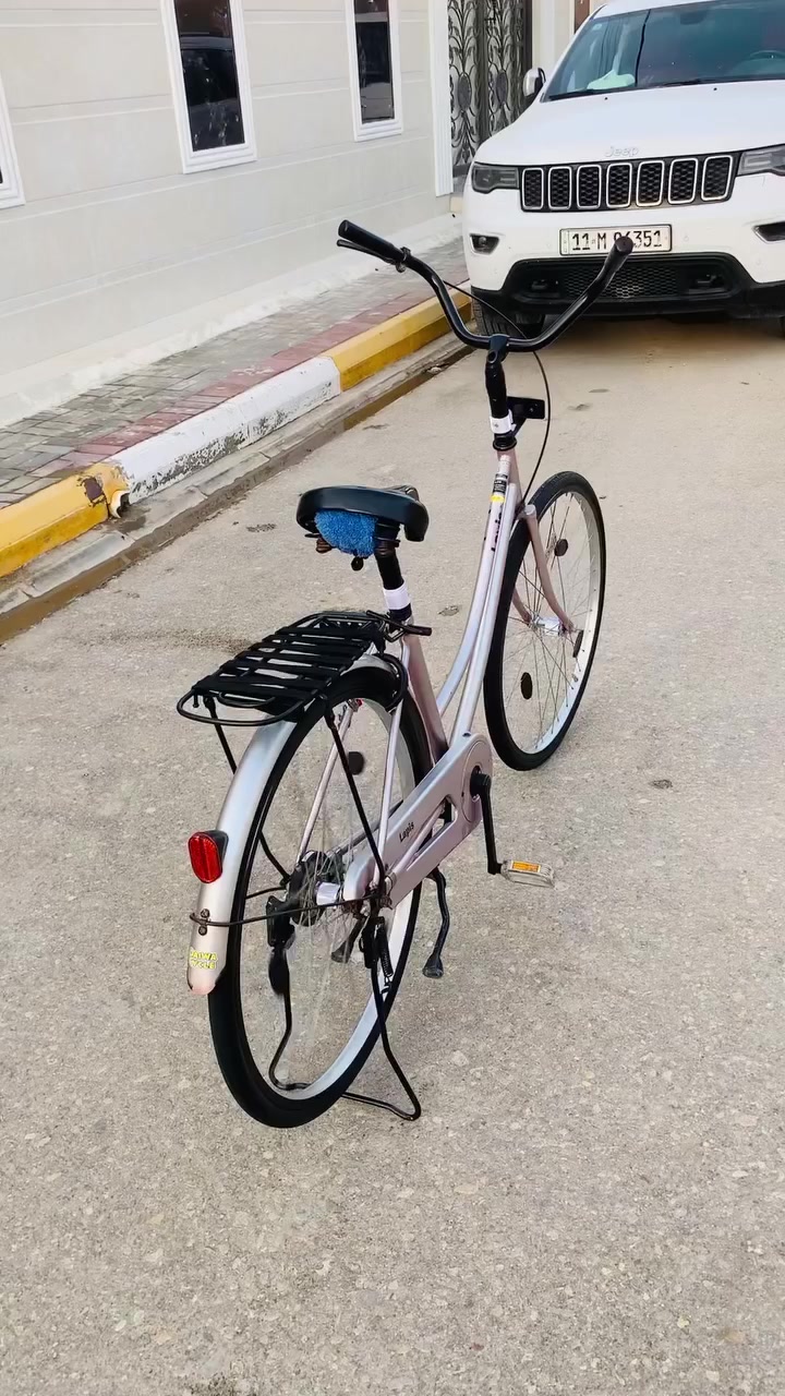 سلام عليكم حبايب باسكل حجم 26لل بيع نضيف مديل 2019مكاني سماوه ولي يحب يشتري يراسني خاص لو يتصل عليه ***********
