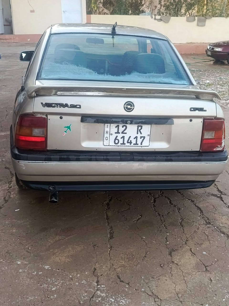 اسلام وعليكم  اخوان اوبل فكتره للبيع حجم 20 موديل 89 صبغ جماليه فقط كاربون بانزين شرط التحويل 
السعر 42 وبيها مجال 
***********
***********
