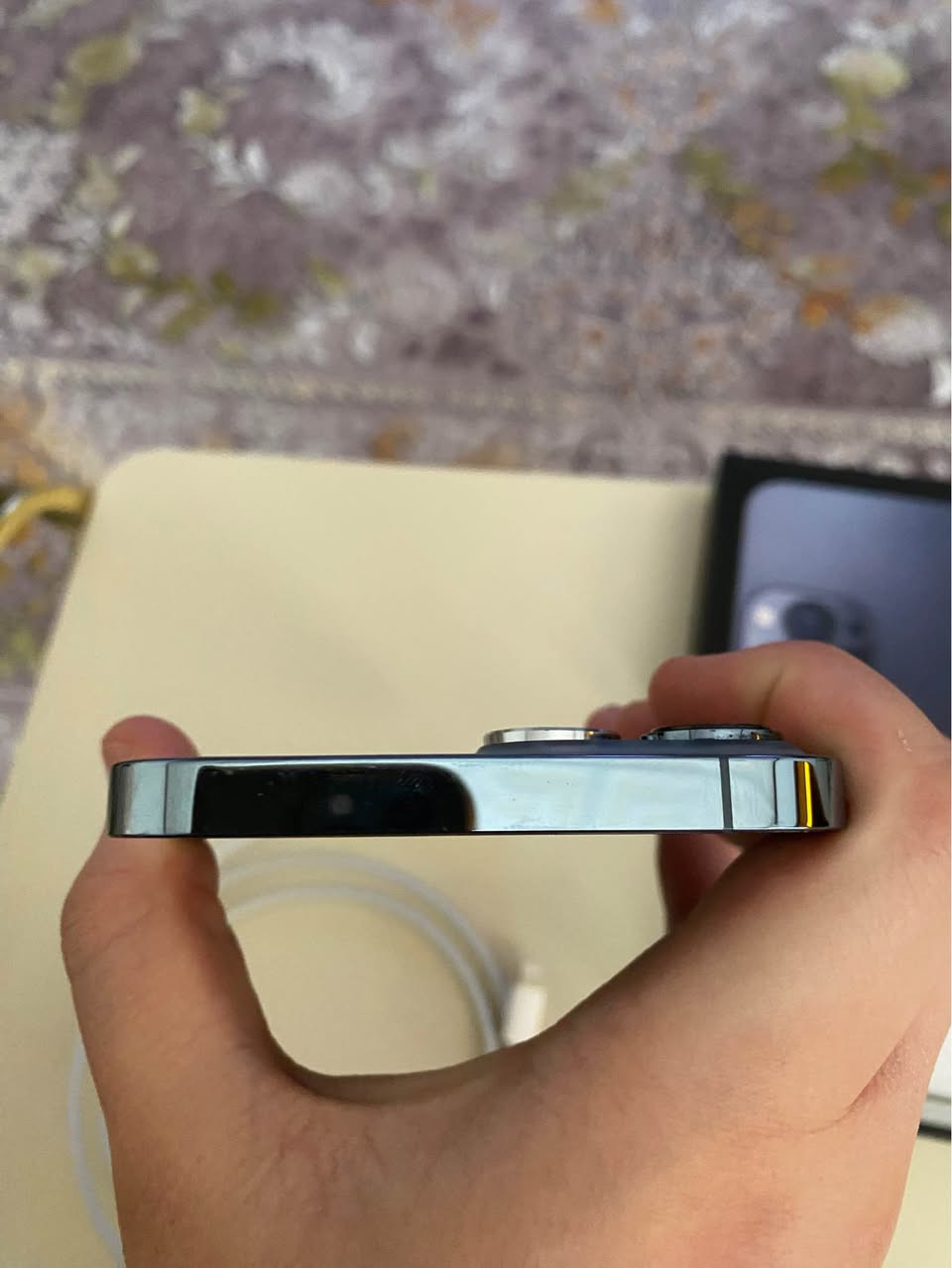 iPhone 13 pro max🔥( نەکراو & پاتری ٩٤)🚨🔥
**( وە air pods سماعەیی ڵەگەڵە وەک دیاری🎁) 

١- زۆر پاکە کەم بەکارهاتووە  ( وەیار شەحنی ئەسڵی خۆی لەگەڵە📱 )
٢- (کارتۆن و هەموو شتی خۆی ڵەگەڵە )هیچ شوخت و پەڵیەکی نییە بە زەمان
٢-نەکراوەتەوە هیچ پارچەیەکی نەگۆراوە بێ عییبە ما شاء الله 
٤- پاتری ٩٤ و فێرژنی ئاخیرە 

٥- نرخ 680.000￼￼ هەزار🚨📱

رەقەم تەلەفۆن : ( *********** ) what’s up & Viber
لەسەرە رانية, السليمانية
