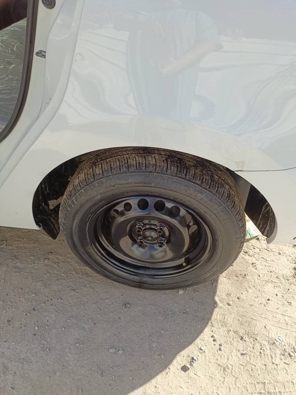 اسلام عليكم
رينو سيمبل 2020 حره اوتماتيك رقم بغداد الجديد باسمي سياره جديده على وضع الشركه مابيهه نقص برغي تجي وتفحص بعينك كشنات جلد والارضيه مدوشمه بالكامل (كير محرك تبريد كهربائيات صدر تخم تاير غرفه كلهه 💯) بيهه صبغ ماشر عليه فقط طخه بصيطه الدواخل كفاله رايدهه 84$ مكاني بغداد /كريعات
الشراي يتصل *********** مكلف بنشر
