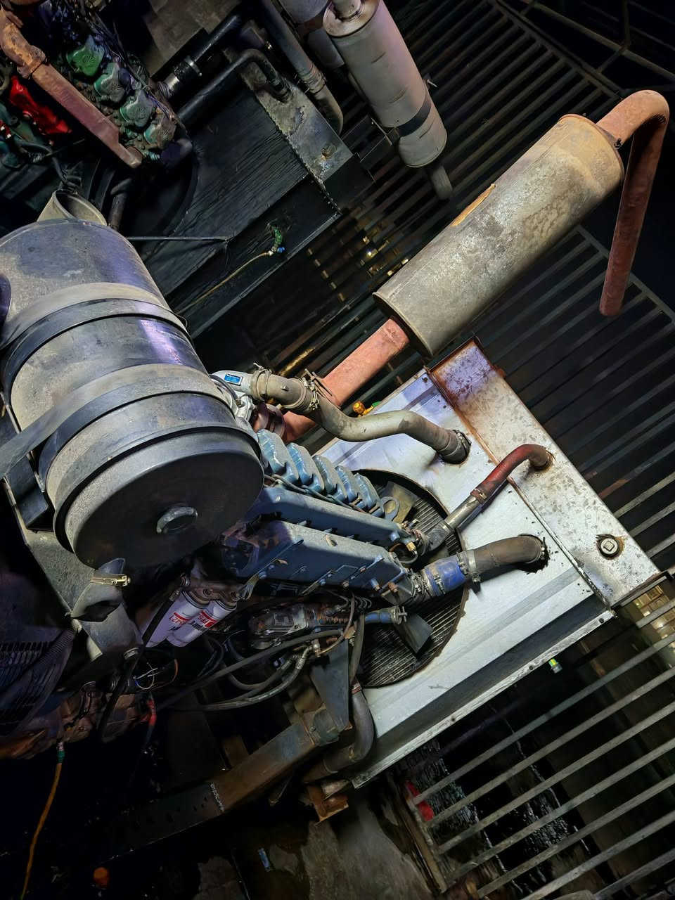 السلام عليكم
موقع للبيع
المحموديه الحسينيه
حمل الموقع شته ١١٠٠ صيف ١٢٥٠ قابل للزياده
حمل الموقع أكثر من نص محلات واكو بايتين جدد فد شهرين ويكملن. الحمل بي بوردات خارجيه ٨
بي حصتين كاز ٥٥٠ مكاين بي ٣ دايو ٨ توليد ٣٠٠
شتاير ١٢ ولف
وكمنز الكمنز تعبانه
الكاع يجار ٦٠٠ الف 
***********
