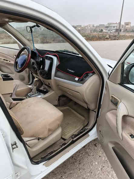 السلام عليكم تيكو مديل 2012  رقم كربلاء بسمي تحويل ثاني يوم  السياره خير من الله السياره كير ميكانيكي شاشه فتحه سقف  كفاله عامه ماعده الهلال  الجاملغ الامامي بصف السايق
السعر 60 وبيها مجال  
رقم الهاتف ***********
