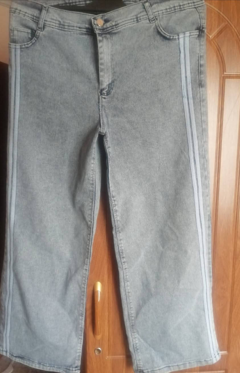 السلام عليكم
بنات هذه القطع اخذتها وما لبسته درجة اولى بالحقيقة احلى

 القياسات والتفاصيل تحت كل صورة 

ملاحظة فقط البنطلون ملبوس مرة واحدة

الباقي كله جديييد


**إذا كنت صاحب هذا الإعلان وتريد حذفه لأي سبب، رجاءا أرسل رسالة إلى الدعم الفني**